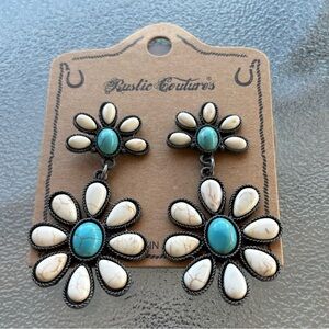 Montana West Turquoise and Cream Flower Earrings